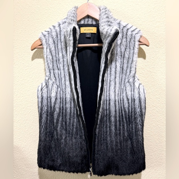 ST JOHN VEST - Picture 1 of 8